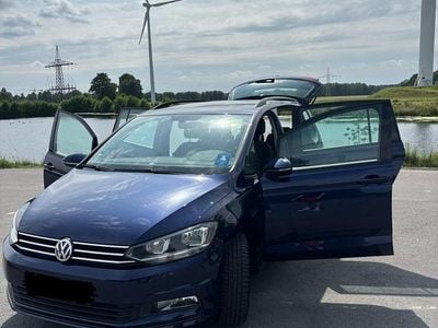 Gebraucht VW Touran 110 PS (80 kW) 2016 Blau Van / Kleinbus