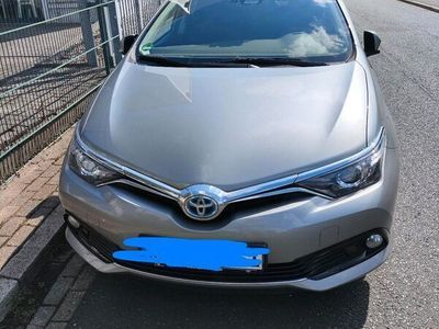 Toyota Auris Hybrid