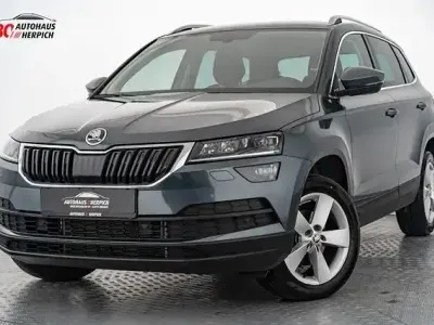 Gebraucht Skoda Karoq Style 150 PS (110 kW) 2022 Quarzgrau metallic SUV