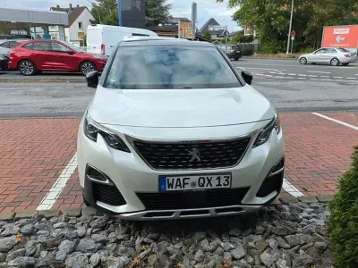 Gebraucht Peugeot 3008 Crossway 165 PS (121 kW) 2018 Weiß SUV
