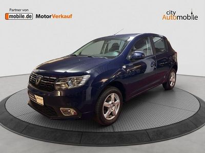 Usata Dacia Sandero Lauréate 73 CV (53 kW) 2018 Blu Berlina