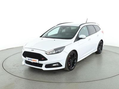 Weiß Gebraucht 2018 Ford Focus ST Kombi | 17.920 € (Guter Preis)