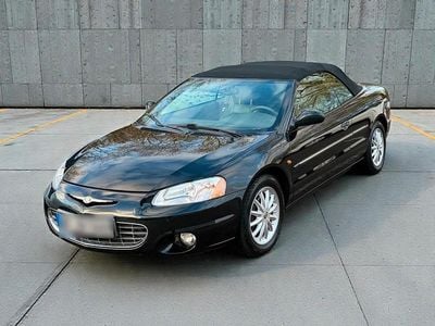 Schwarz Gebraucht 2001 Chrysler Sebring Cabriolet Cabrio | 3.899 € (Fairer Preis)
