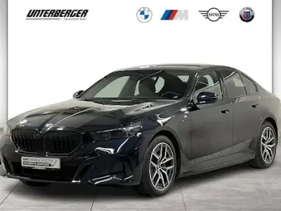 Gebraucht BMW 550e Comfort Edition 489 PS (359 kW) 2025 Schwarz Limousine
