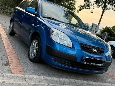 Gebraucht Kia Rio 96 PS (70 kW) 2006 Blau Kleinwagen