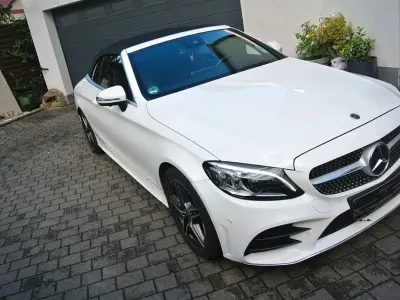 Gebraucht Mercedes C200 AMG 160 PS (117 kW) 2019 Weiß Cabrio