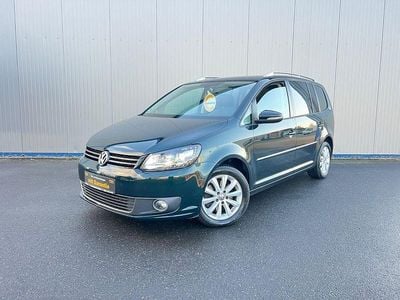 Gebraucht VW Touran Highline 140 PS (102 kW) 2014 Grün Van / Kleinbus