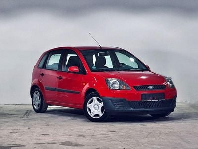 Gebraucht Ford Fiesta 80 PS (58 kW) 2006 Rot Kleinwagen