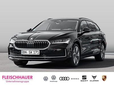 Usata Skoda Superb LAURIN & KLEMENT 204 CV (150 kW) 2025 Grigio Station wagon