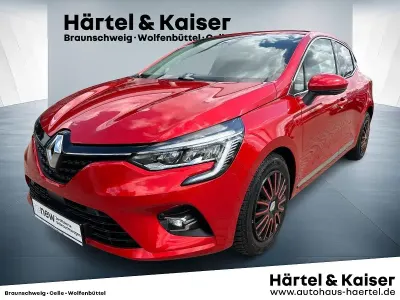 Gebraucht Renault Clio Intens 101 PS (74 kW) 2020 Dezirrotmetallic (rot)