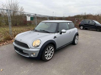 Gebraucht Mini ONE 75 PS (55 kW) 2009 Pure silver metallic Kleinwagen