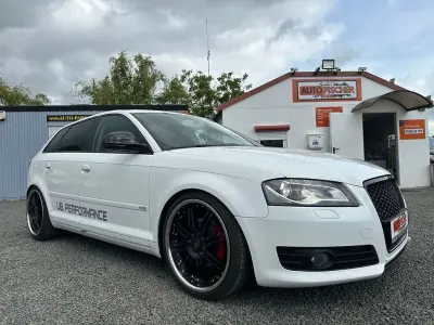 Używany Audi A3 Ambition 140 KM (102 kW) 2010 Biały Hatchback