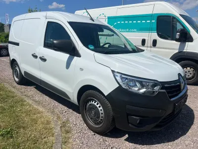 Gebraucht Renault Express 95 PS (69 kW) 2022 Weiß Van / Kleinbus