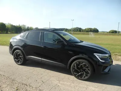 Gebraucht Renault Arkana Esprit Alpine 140 PS (102 kW) 2025 Schwarzmetallic SUV