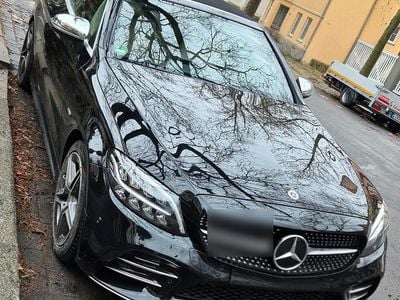 Gebraucht Mercedes C180 AMG line 156 PS (114 kW) 2020 Schwarz Cabrio
