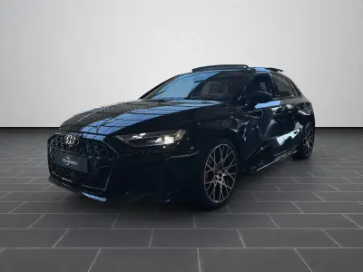 Gebraucht Audi RS3 Sportback Advanced 400 PS (294 kW) 2026 Mythosschwarz metallic (metallic) Kleinwagen