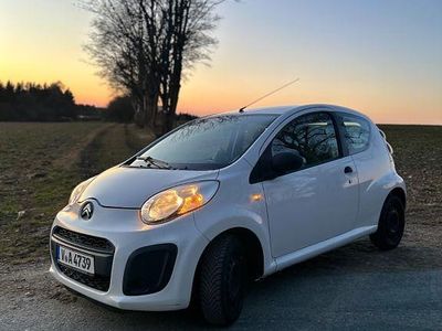 Gebraucht Citroën C1 68 PS (50 kW) 2013 Weiß Kleinwagen