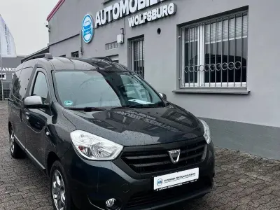 Gebraucht Dacia Dokker Celebration 116 PS (85 kW) 2015 Grau Van / Kleinbus