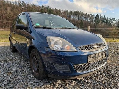 Gebraucht Ford Fiesta 60 PS (44 kW) 2008 Blau Kleinwagen