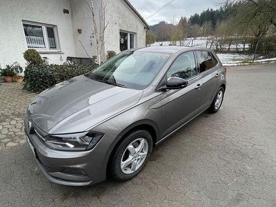 Grau Gebraucht 2019 VW Polo IQ Drive Kleinwagen | 14.900 € (Fairer Preis)