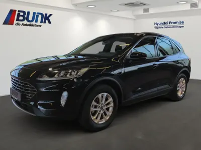 Gebraucht Ford Kuga Titanium 132 PS (97 kW) 2023 Agate black metallic SUV