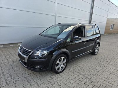 VW Touran Cross