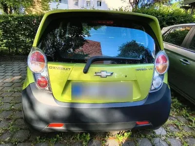 Gebraucht Chevrolet Spark 68 PS (50 kW) 2011 Grün Kleinwagen
