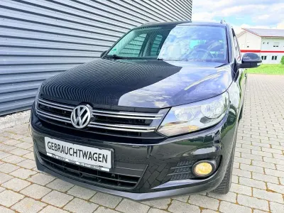 Gebraucht VW Tiguan Trendline 122 PS (89 kW) 2011 Schwarz SUV