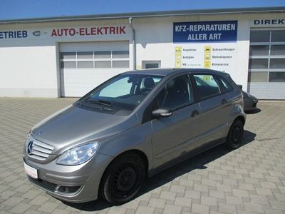 Mercedes B180