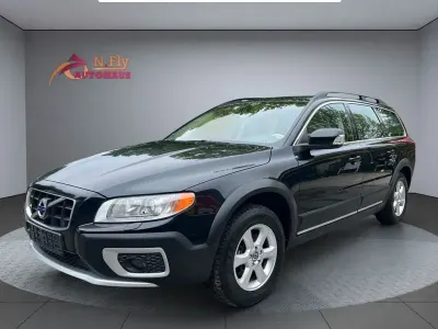 Usata Volvo XC70 Momentum 175 CV (128 kW) 2010 Nero Station wagon