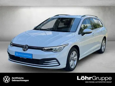 Gebraucht VW Golf VIII Life 110 PS (80 kW) 2023 Weiß Kombi