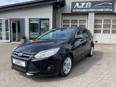 Gebraucht Ford Focus Trend 125 PS (91 kW) 2014 Schwarz Limousine