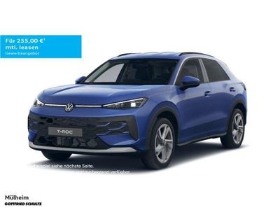 Nouă VW T-Roc Life 150 CP (110 kW) 2026 Albastru SUV