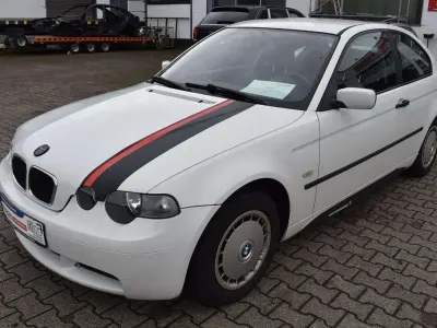 Gebraucht BMW 316 Performance 116 PS (85 kW) 2003 Weiß Limousine
