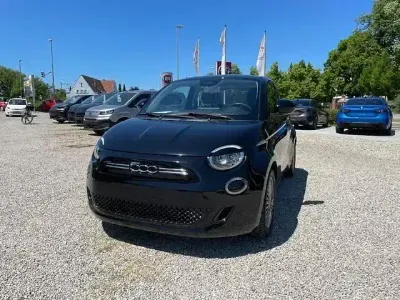 Gebraucht Fiat 500e Icon 69 kW (95 PS) 2023 Schwarz Limousine