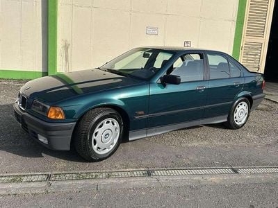 Gebraucht BMW 318 116 PS (85 kW) 1996 Grün Limousine