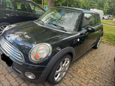 Gebraucht Mini Cooper 69 PS (50 kW) 2009 Schwarz Kleinwagen