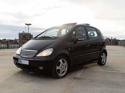 Mercedes A210