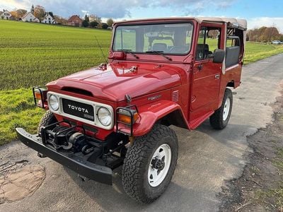 Usata Toyota Land Cruiser 90 CV (66 kW) 1984 Rosso SUV