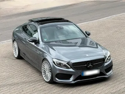 Używany Mercedes C400 Edition 333 KM (244 kW) 2016 Szary Coupe