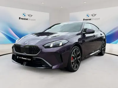 Neu BMW 220 Performance 170 PS (125 kW) 2026 Violett Limousine