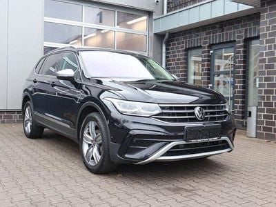 Gebraucht VW Tiguan Allspace Elegance 150 PS (110 kW) 2022 Schwarz SUV