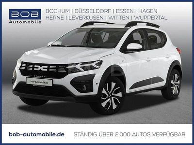 Ironblau metallic (blau) Gebraucht 2025 Dacia Sandero Expression Limousine | 17.333 € (Guter Preis)