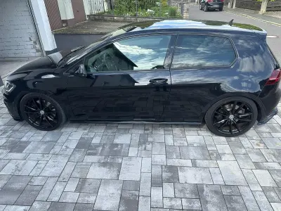 Gebraucht VW Golf VII R 310 PS (228 kW) 2018 Schwarz Limousine