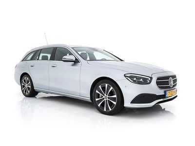 Gebraucht Mercedes E300 Luxury 306 PS (225 kW) 2023 Grau Kombi