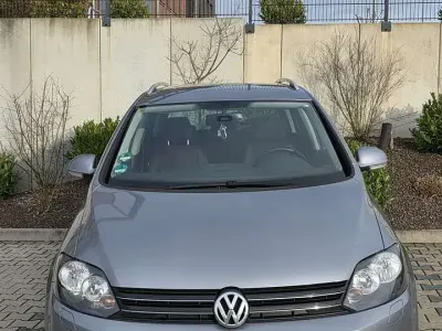 Gebraucht VW Golf Plus Cross Team 105 PS (77 kW) 2010 Limousine