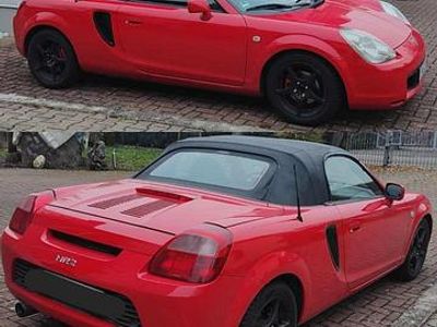 Usata Toyota MR2 140 CV (102 kW) 2001 Rosso Cabrio