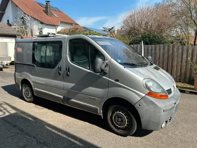 Gebraucht Renault Trafic 2001 Silber Van / Kleinbus