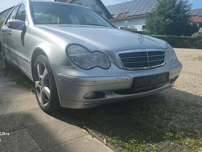 Mercedes C270