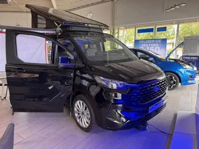 Neu Ford Transit Custom Nugget 170 PS (125 kW) 2025 Schwarz Van